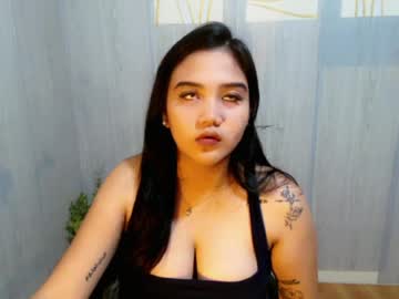 Yumi Xox1 live